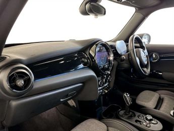 MINI Electric Hatch Cooper SE 32.6kWh Level 2 Hatchback 3dr Electric Auto (184 ps)