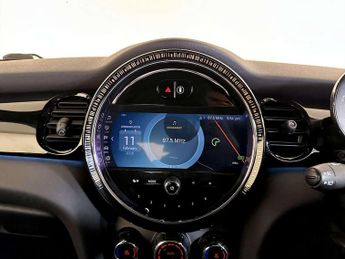 MINI Electric Hatch Cooper SE 32.6kWh Level 2 Hatchback 3dr Electric Auto (184 ps)