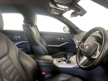 BMW 3 Series 2.0 330e 12kWh M Sport Touring 5dr Petrol Plug-in Hybrid Auto Eu