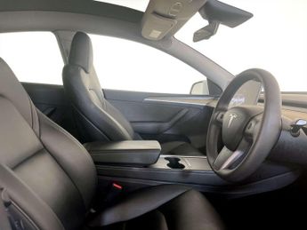 Tesla Model Y SUV 5dr Electric Auto RWD (346 ps)