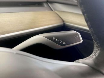 Tesla Model Y SUV 5dr Electric Auto RWD (346 ps)