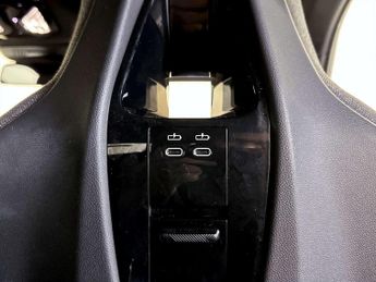 BMW iX 40 76.6kWh M Sport SUV 5dr Electric Auto xDrive (326 ps)