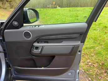 Land Rover Discovery 2.0 SD4 HSE Auto 4WD Euro 6 (s/s) 5dr