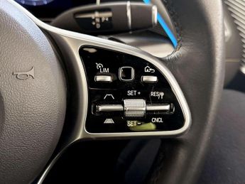 Mercedes-Benz EQC EQC 400 80kWh Edition 1886 SUV 5dr Electric Auto 4MATIC (408 ps)