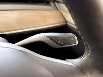 Tesla Model 3 Standard Range Plus Saloon 4dr Electric Auto RWD (241 bhp)