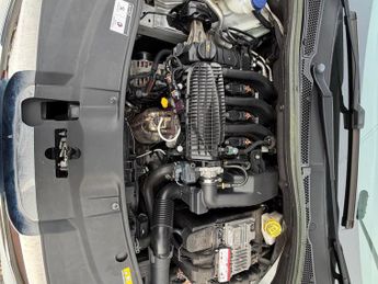 Peugeot 2008 1.2 e-VTi PureTech Active EGC Euro 5 (s/s) 5dr