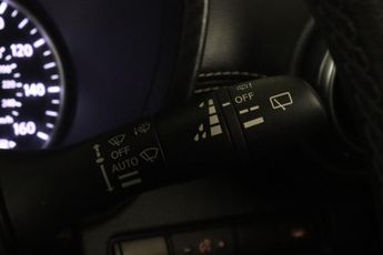 Nissan Juke 1.0 DIG-T N-Connecta Euro 6 (s/s) 5dr