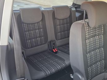 Volkswagen Touran 1.4 TSI SE DSG Euro 5 5dr