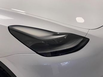 Tesla Model Y (Dual Motor) Long Range Auto 4WDE 5dr