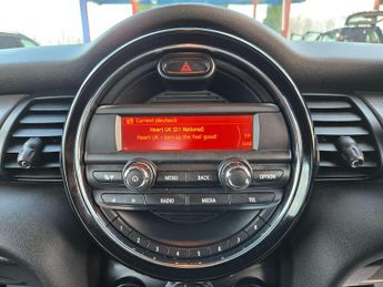 MINI Hatch 1.5 Cooper Auto Euro 6 (s/s) 5dr