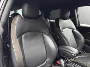 MINI Hatch 2.0 Cooper S Sport Steptronic Euro 6 (s/s) 3dr