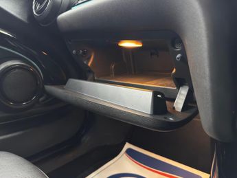MINI Hatch 2.0 Cooper S Sport Steptronic Euro 6 (s/s) 3dr