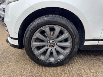 Land Rover Range Rover Velar 2.0 D180 R-Dynamic SE Auto 4WD Euro 6 (s/s) 5dr
