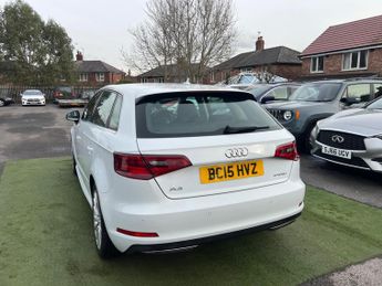 Audi A3 1.4 TFSI e-tron Sportback e-S Tronic Euro 6 5dr 8.8kWh