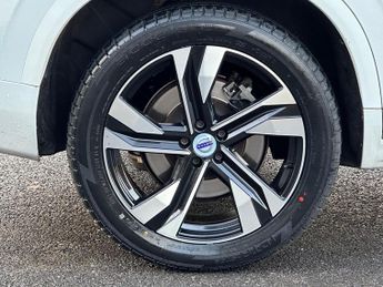 Volvo XC90 2.0 B6 MHEV Inscription Pro SUV 5dr Petrol Hybrid Auto 4WD Euro 