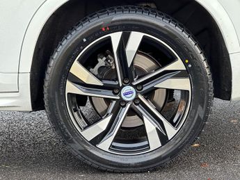 Volvo XC90 2.0 B6 MHEV Inscription Pro SUV 5dr Petrol Hybrid Auto 4WD Euro 