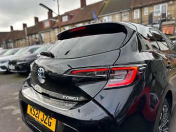 Toyota Corolla 1.8 VVT-h Design CVT Euro 6 (s/s) 5dr