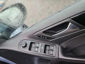 Volkswagen Golf 1.6 TDI Match DSG Euro 5 5dr