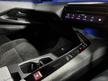 Peugeot E-3008 73kWh GT Auto 5dr