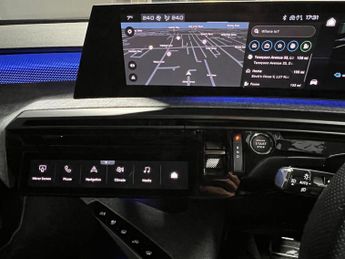Peugeot E-3008 73kWh GT Auto 5dr