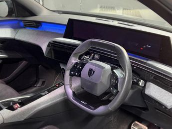 Peugeot E-3008 73kWh GT Auto 5dr