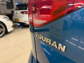 Volkswagen Touran 2.0 TDI SE Family DSG Euro 6 (s/s) 5dr