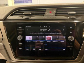 Volkswagen Touran 2.0 TDI SE Family DSG Euro 6 (s/s) 5dr