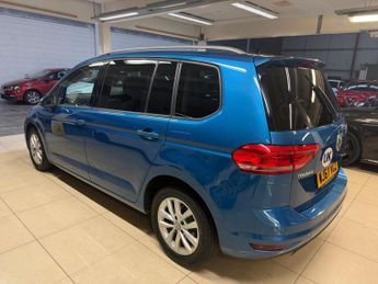 Volkswagen Touran 2.0 TDI SE Family DSG Euro 6 (s/s) 5dr