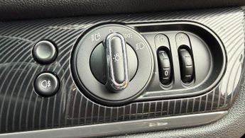 MINI Countryman 1.5 7.6kWh Cooper SE Exclusive Auto ALL4 Euro 6 (s/s) 5dr