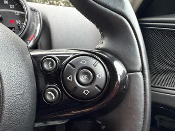 MINI Countryman 1.5 7.6kWh Cooper SE Exclusive Auto ALL4 Euro 6 (s/s) 5dr