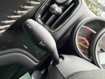 MINI Countryman 1.5 7.6kWh Cooper SE Exclusive Auto ALL4 Euro 6 (s/s) 5dr