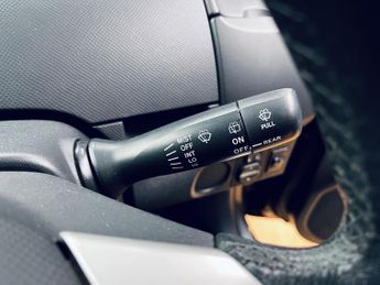Toyota Yaris 1.4 D-4D TR Multimode 5dr