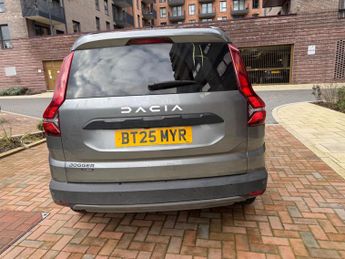 Dacia Jogger 1.6 Hybrid Expression Auto Euro 6 (s/s) 5dr