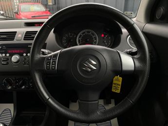 Suzuki Swift 1.3 SZ3 5dr