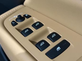 Volvo XC60 2.0 B5 MHEV Inscription Pro Auto AWD Euro 6 (s/s) 5dr