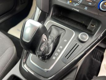 Ford Focus 1.6 Titanium Powershift Euro 6 5dr