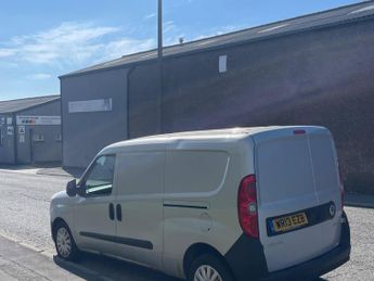 Vauxhall Combo 1.3 CDTi 2300 16v FWD L2 H1 6dr