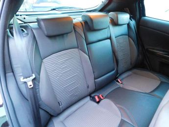 Alfa Romeo Giulietta 1.4 TB MultiAir Exclusive TCT Euro 6 (s/s) 5dr