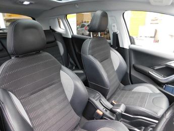 Peugeot 2008 1.6 VTi Allure Auto Euro 5 5dr