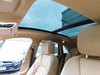 Porsche Macan 3.0 TD V6 S PDK 4WD Euro 6 (s/s) 5dr