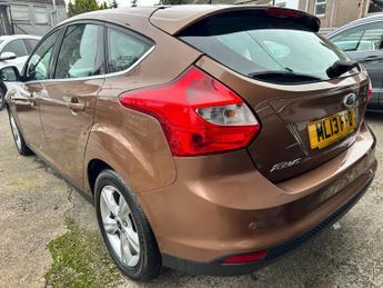 Ford Focus 1.6 Zetec Powershift Euro 5 5dr