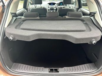 Ford Focus 1.6 Zetec Powershift Euro 5 5dr