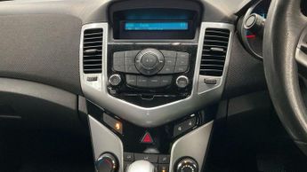 Chevrolet Cruze 1.8 LT Estate 5dr Petrol Auto Euro 5 (141 ps)