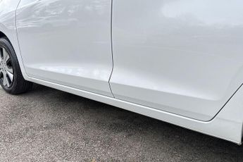 Honda Jazz 1.5 i-MMD SR eCVT