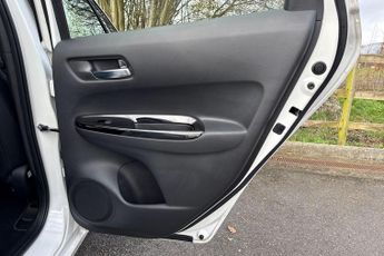 Honda Jazz 1.5 i-MMD SR eCVT