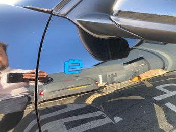 Citroen e-C4 50kWh Shine Plus Auto 5dr (7.4kW Charger)