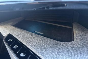 Peugeot E-3008 73kWh GT Auto 5dr