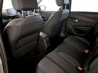 Peugeot E-208 50kWh Allure Premium + Hatchback 5dr Electric Auto (7kW Charger)