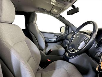 Hyundai i800 2.5 CRDi SE MPV 5dr Diesel Manual Euro 6 (136 ps)