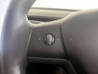 Tesla Model 3 Saloon 4dr Electric Auto RWD (241 bhp)